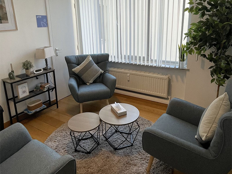 Office 3 office for rent Ixelles Avenue Louise
